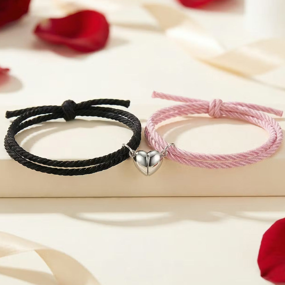 Zestaw bransoletek dla par - połączone serce